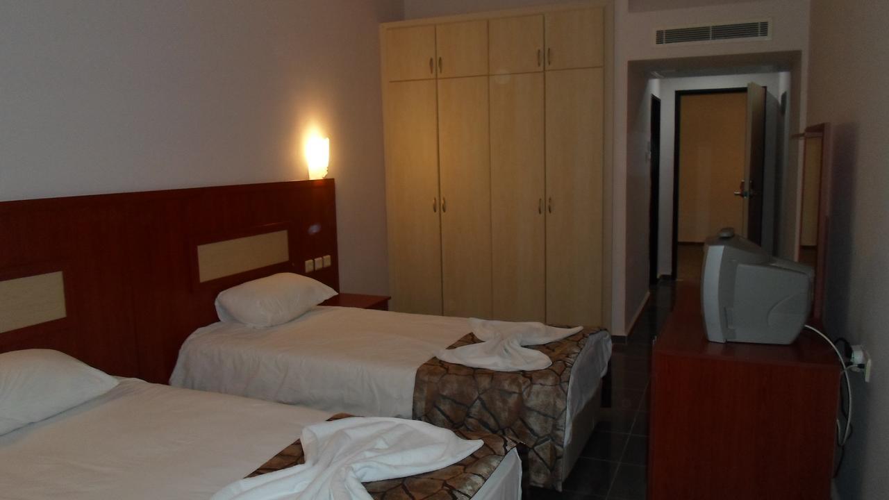 Canakkale Uygulama Oteli̇ Exteriör bild